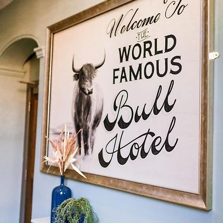 The Bull Hotel Стоуні-Стратфорд Екстер'єр фото