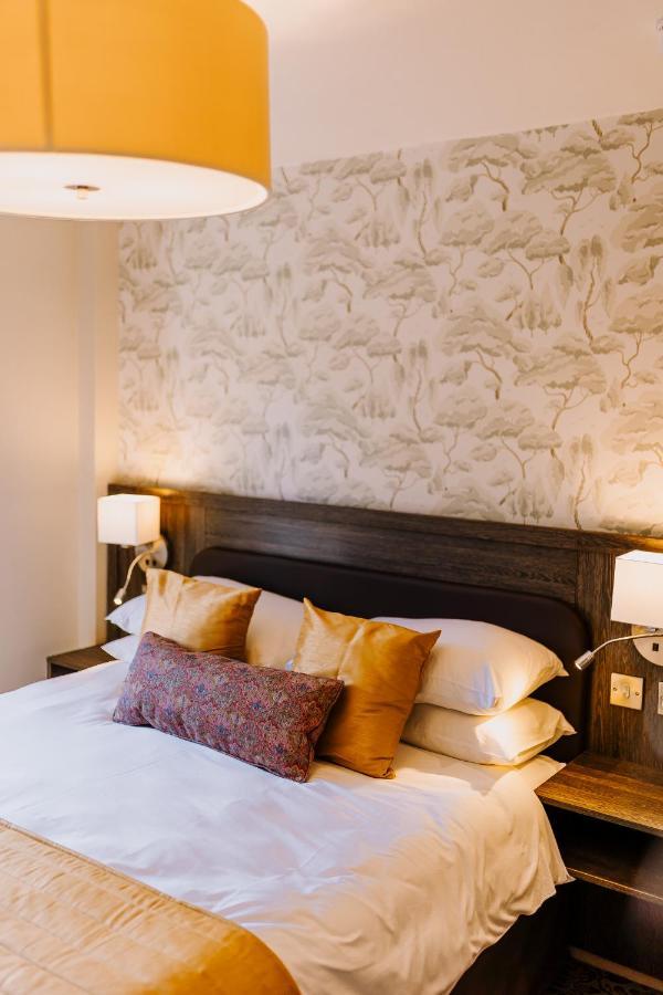 The Bull Hotel Стоуні-Стратфорд Екстер'єр фото