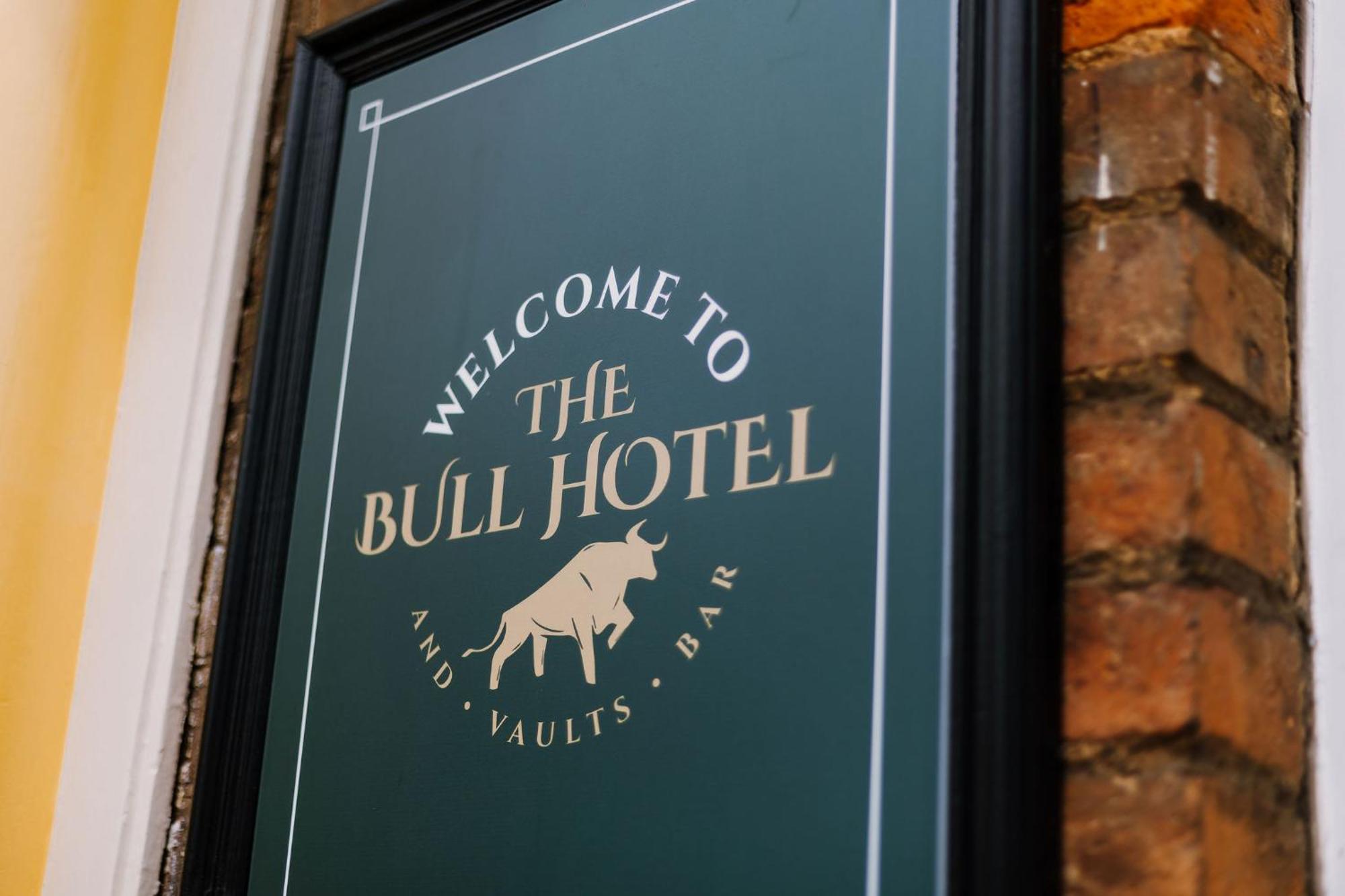 The Bull Hotel Стоуні-Стратфорд Екстер'єр фото